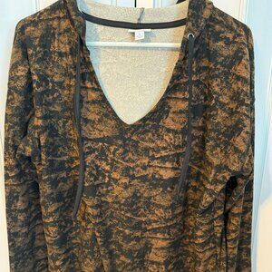 Large LulaRoe Eliza hooded top